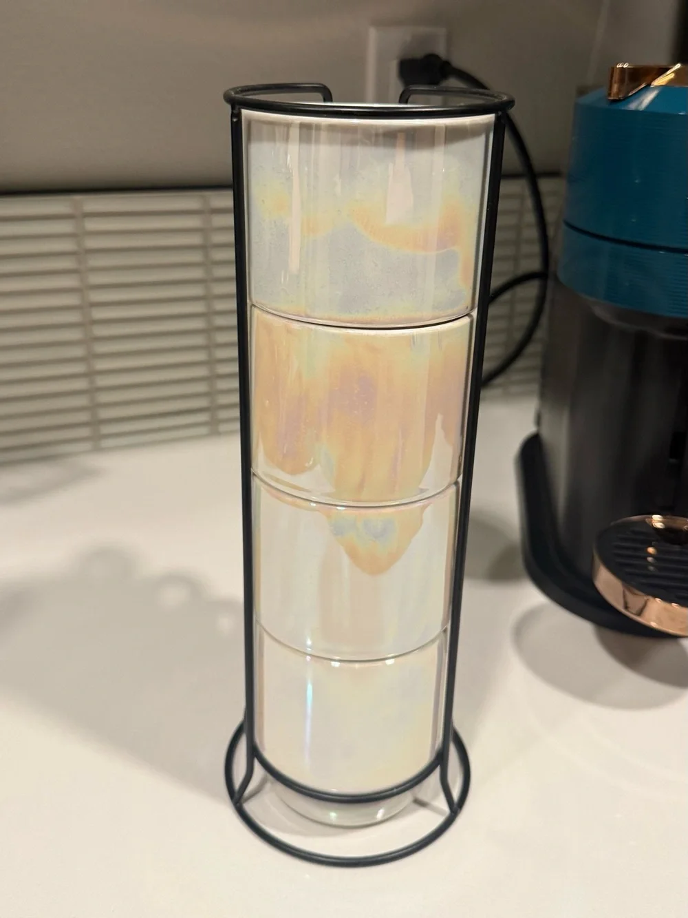 Set of 4 Pearlescent Iridescent Ceramic Coffee Mugs with Metal Stand
